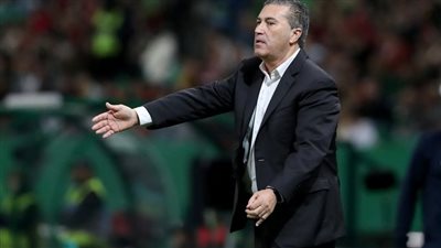 بيسيرو يطمئن الجفالي علي مستقبله مع الزمالك