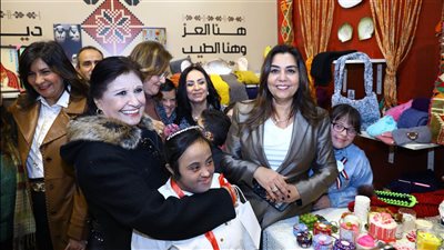 وزيرة التنمية المحلية: الاهتمام بالمشروعات الصغيرة للحرف التراثية واليدوية على رأس أولوياتنا