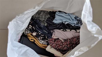 فوائد التخلص من الملابس الممزقة وعلاقتها بـ الفقر والاكتئاب