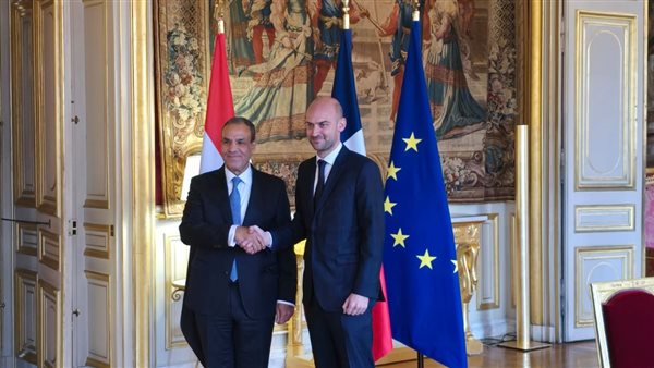 وزير الخارجية 