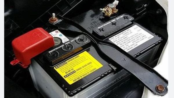 بطاريات من الرصاص