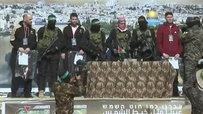 مقابل جثماني إسرائيليين.. هيئة البث الإسرائيلية: تل أبيب ستطلق سراح نصف الأسرى الفلسطينيين المؤجلين 