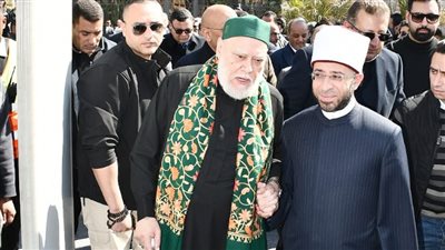 وزير الأوقاف يفتتح مسجد السيدة عواطف في حدائق أكتوبر