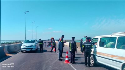 محافظ الدقهلية يتابع حملة مشتركة للكشف عن تعاطي المواد المخدرة والمخالفات المرورية بطريق الحزام الآمن 