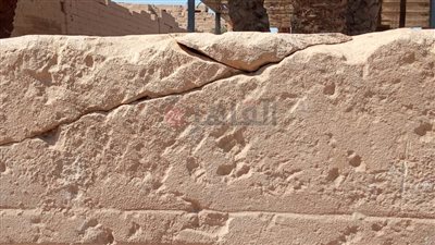 بعد انفراد القاهرة 24.. مصادر: جهات التحقيق تتابع واقعة كسر حجر أثري بمعابد الكرنك