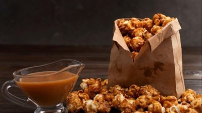 طريقة عمل الفشار بالكراميل.. مثل السينما بأسرار نادية السيد