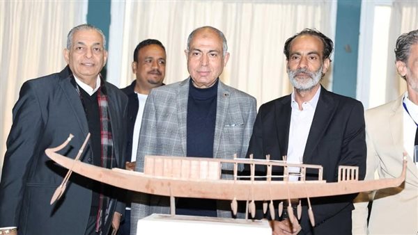 محافظ المنيا