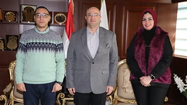 محافظ بني سويف وأسماء