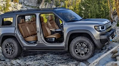 الكشف عن سيارة جيب ريكون 2025 الكهربائية