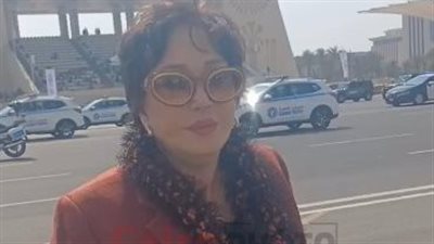 لبلبة عن مشاركتها في تجهيز شاحنات مساعدات لأهل غزة: حاسه النهاردة عيد.. وهيفضل قلبنا معاهم ومع السيسي