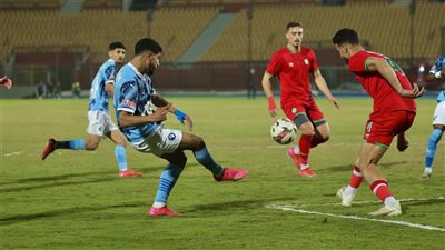 بيراميدز يُبدي استياءه من أرضية الملاعب.. ويطالب بشروط صارمة للحفاظ على اللاعبين