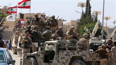 إعلام لبناني: الجيش يدخل بلدات في الجنوب عقب انسحاب القوات الإسرائيلية منها