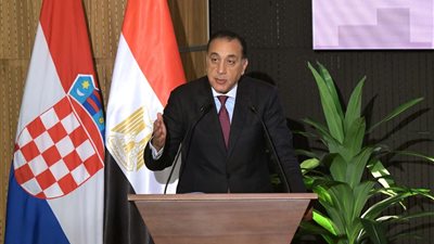 رئيس الوزراء: نتطلع إلى إنشاء خط رورو سريع بين الموانئ المصرية والكرواتية