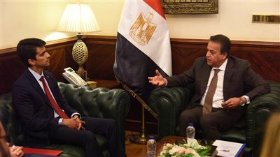 الصحة تبحث إمكانية تصدير الأدوية والمستلزمات الطبية المصرية إلى بنما