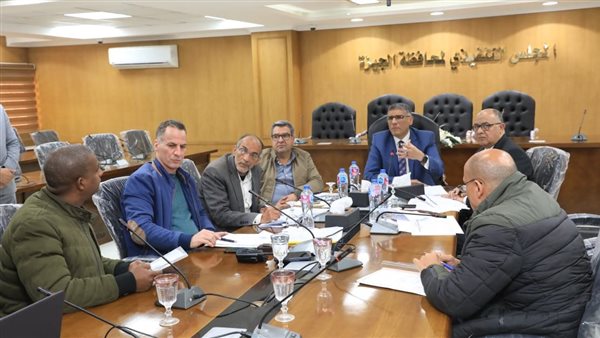 محافظ الجيزة خلال