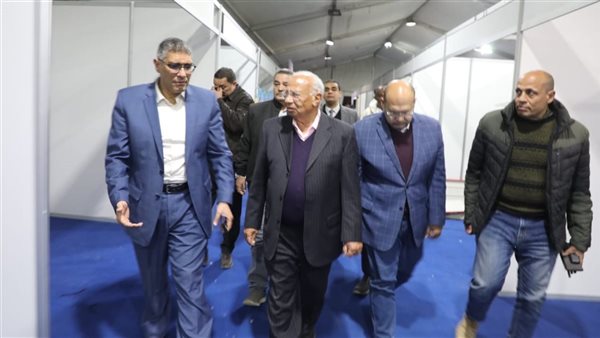 محافظ الجيزة يعاين