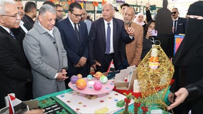 محافظ الإسماعيلية يشهد طابور الصباح ويفتتح معارضا وأنشطة بمدرسة القنطرة غرب الصناعية العسكرية