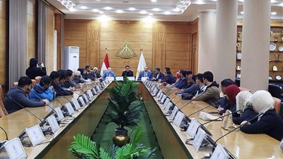 الجيزاوي يلتقي بمجلس اتحاد طلاب جامعة بنها 