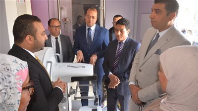 محافظ الأقصر: المبادرات الرئاسية الصحية تُحدث نقلة نوعية في الرعاية الطبية