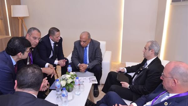 خلال اللقاء