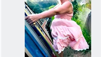 بسبب صورة سيلفي.. وفاة روسية خلال رحلة سياحية بعد تحطم رأسها 