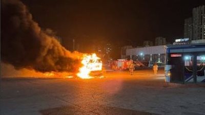 استنفار أمني شامل في إسرائيل عقب انفجار 3 حافلات.. ونتنياهو يعقد اجتماعًا طارئًا خلال ساعات 