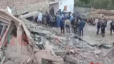 كانت واقفة في البلكونة.. انتشال جثمان الصغيرة مكة آخر ضحايا عقار منفلوط المنهار بأسيوط| بث مباشر 