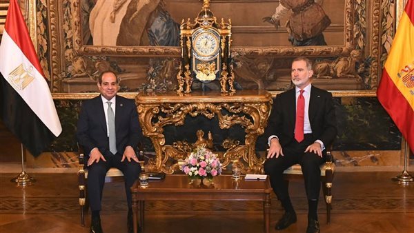 الرئيس السيسي وملك