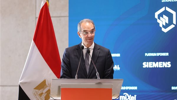 وزير الاتصالات