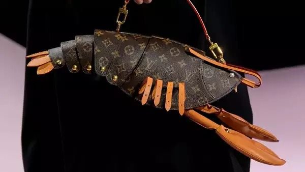 حقيبة لويس فيتون