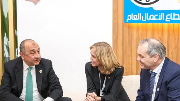 خلال اللقاء