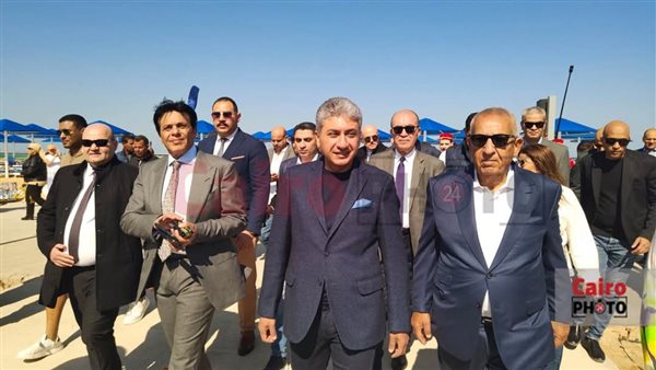 وزير السياحة وكامل