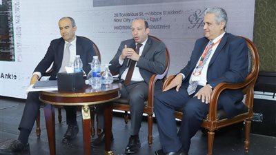 ختام فعاليات الدورة الرابعة من المؤتمر الدولي لجراحات القدم والكاحل بقصر العيني