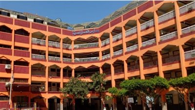 دون إصابات.. السيطرة على حريق داخل مدرسة فضل الحديثة في الجيزة