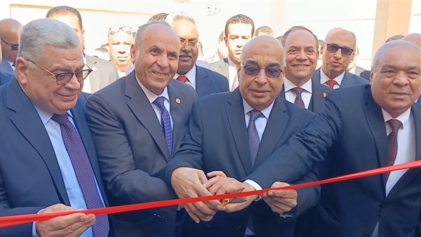 وزير العدل يفتتح