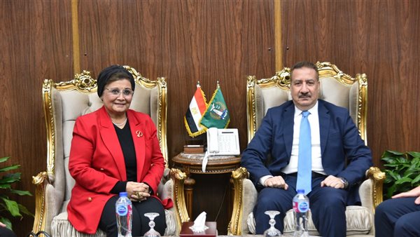 نائب وزير الصحة ومحافظ