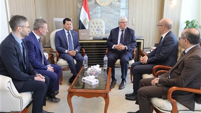 وزير التعليم العالي: حريصون على توفير حرم جامعي صحي وبيئة تثري قدرات الطلاب