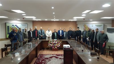 رئيس جهاز أسيوط الجديدة يلتقي سكان الحي الثالث لمناقشة مطالبهم ومقترحاتهم