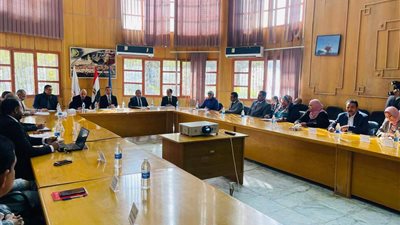 باستثمارات 20 مليون دولار.. الموافقة على تنفيذ 7 مشروعات جديدة بالمنطقة الحرة بالسويس