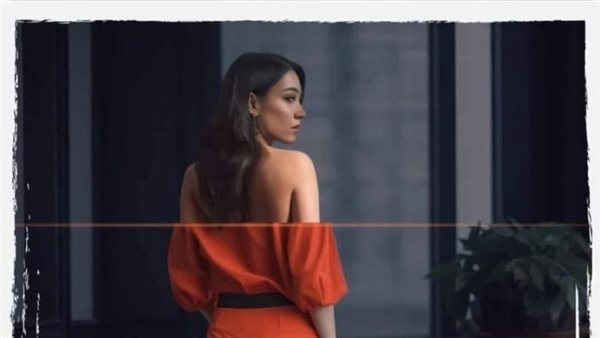 تطبيق ازالة الملابس