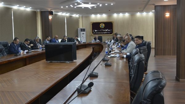 مجلس الجامعة 