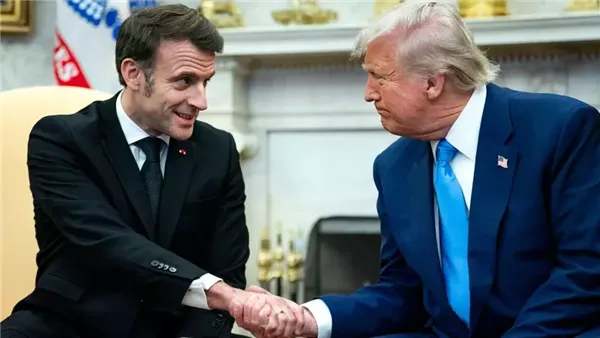 إيمانويل ماكرون ودونالد