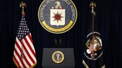 طرد أكثر من 100 موظف في الاستخبارات الأمريكية بسبب محادثات جنسية