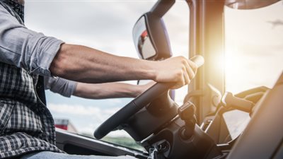  براتب 10 آلاف جنيه شهريًا.. محافظة الجيزة تعلن حاجتها لسائقين درجة أولى وثانية مهنية