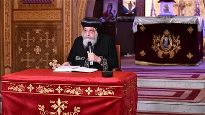 البابا تواضروس: نصلي من أجل بابا الڤاتيكان لينعم الله عليه بالشفاء