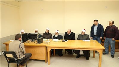 جائزة الأول 100 ألف جنيه.. رئيس جامعة الأزهر يتفقد التصفيات النهائية لمسابقة القرآن