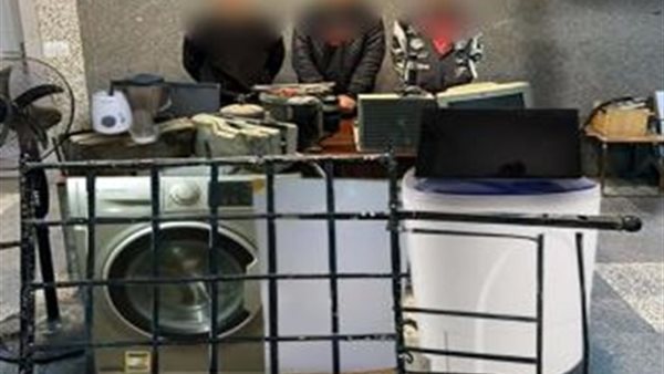 المتهمون والمضبوطات