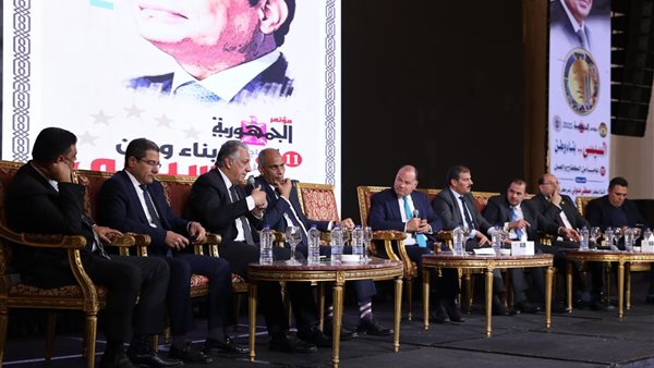 خلال الجلسة