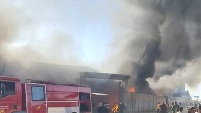 نشوب حريق داخل مصنع غزل ونسيج بكفر الشيخ.. والحماية المدنية تحاول السيطرة| بث مباشر