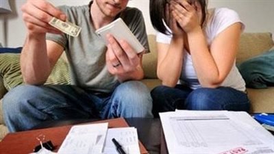 زوجة تطلب الطلاق: جوزي بيخبي الأكل في الدولاب وياكله بالليل لوحده